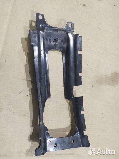 Пластик салона Ford Focus 2 седан 1.8 2006