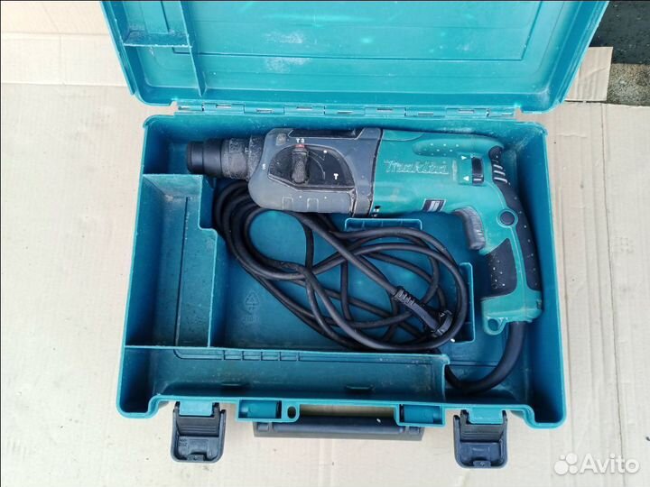 Перфоратор makita HR 2470 бу