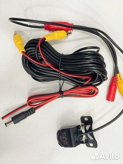 Камера заднего вида L168