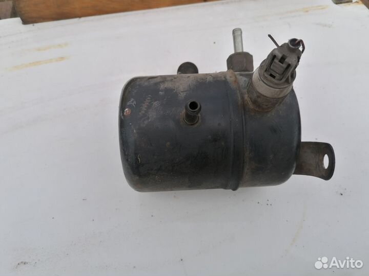 Бачок ваккумный тормозов Марк 2