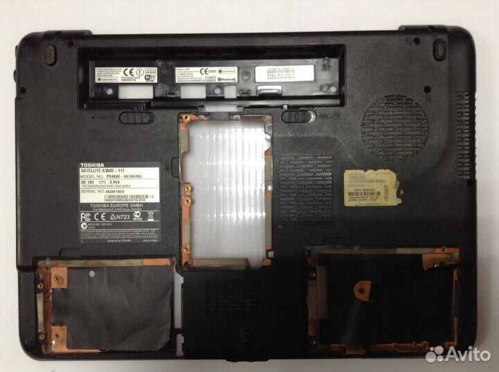 Дно Toshiba A300D-11T