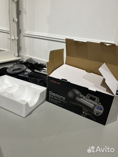 Вспышка студийная Godox GS400II и софтбокс 75х150