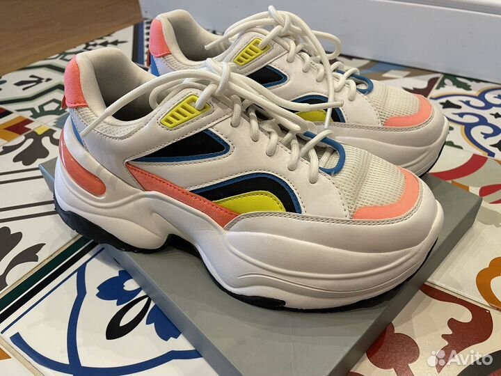 Кросовки Zara