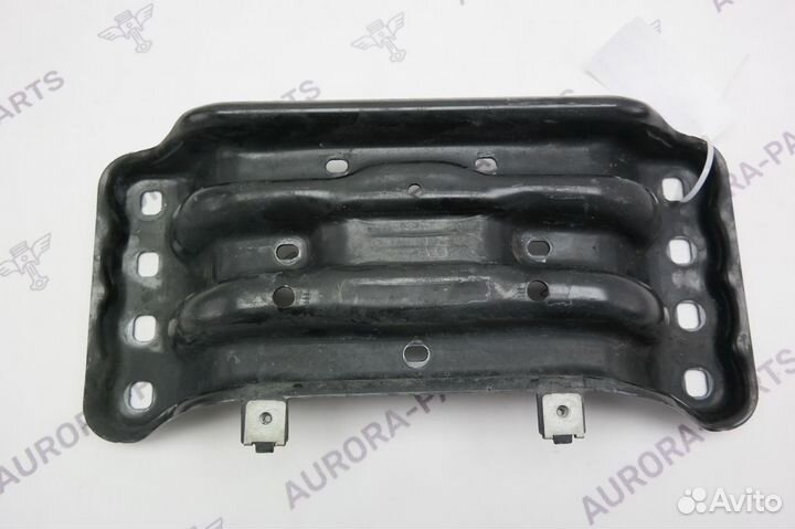 Траверса Mercedes E W213 2016