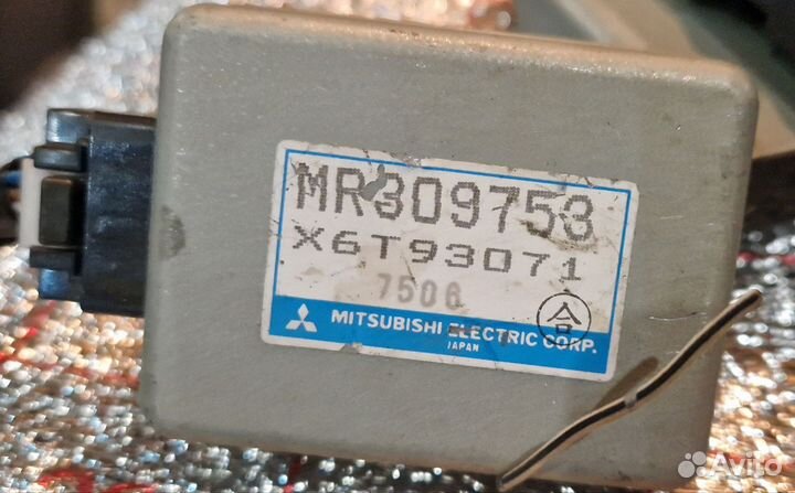 Эбу на Монтеро Спорт