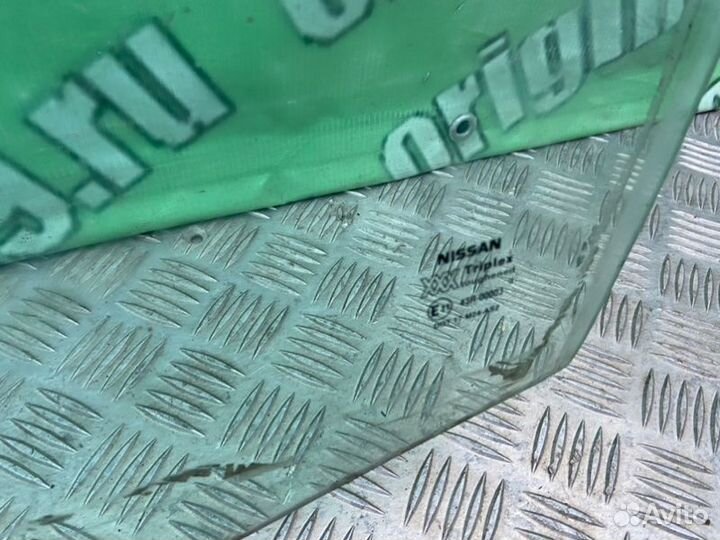 Стекло переднее левое Nissan Primera P11 GA16 1998