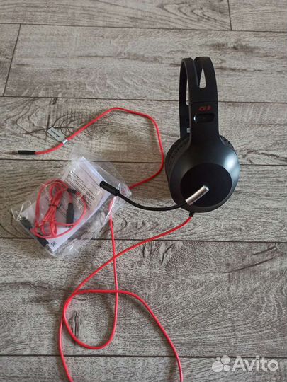 Беспроводные наушники новые