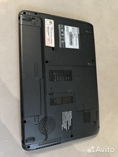 Ноутбук toshiba