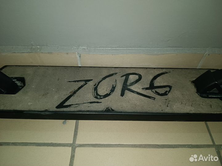 Трюковой самокат TechTeam Zorg 20