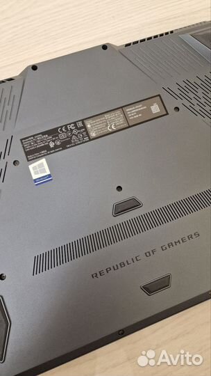 Ноутбук asus rog zephyrus gx550l