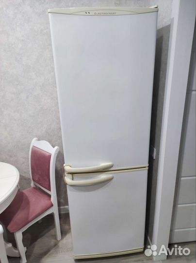 Холодильник бу