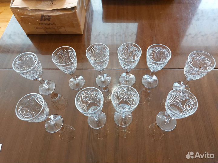 Хрусталь: стаканы, рюмки