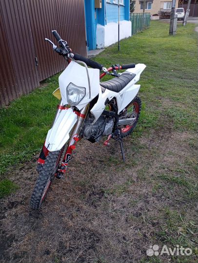 Продам питбайк 125