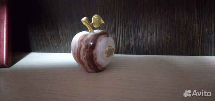 Фигурка из оникса