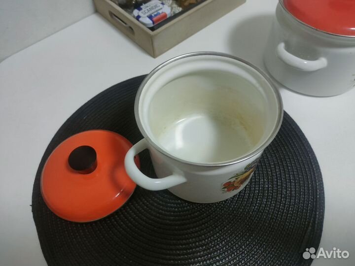 Набор кастрюль