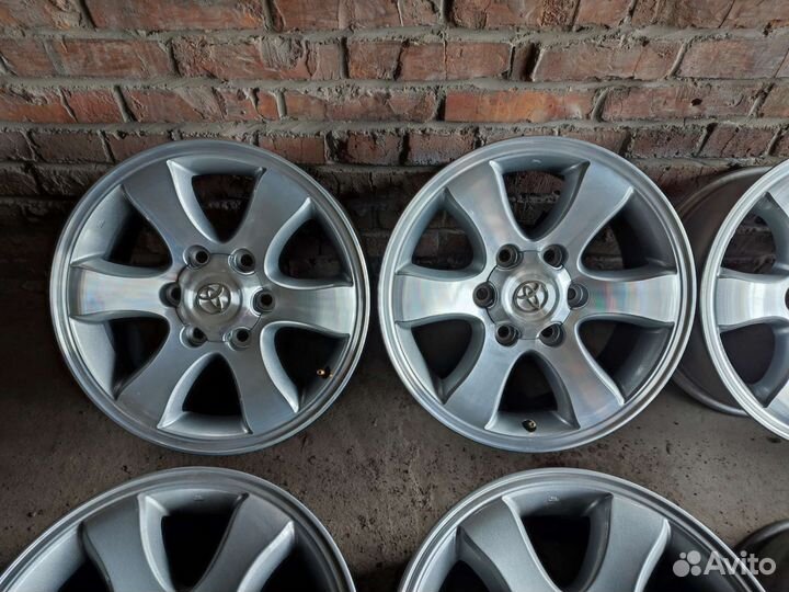 Toyota Land Cruiser Prado R17 6х139.7