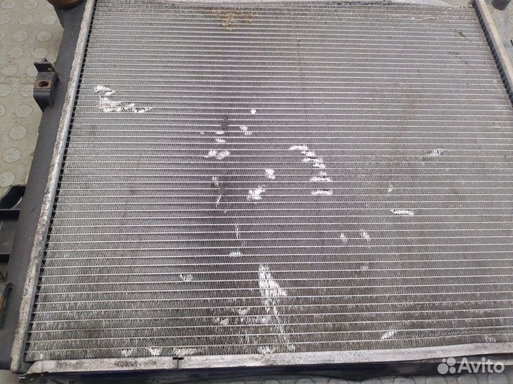Радиатор охлаждения двигателя Jeep Grand Cherokee