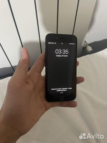 iPhone 7, 32 ГБ