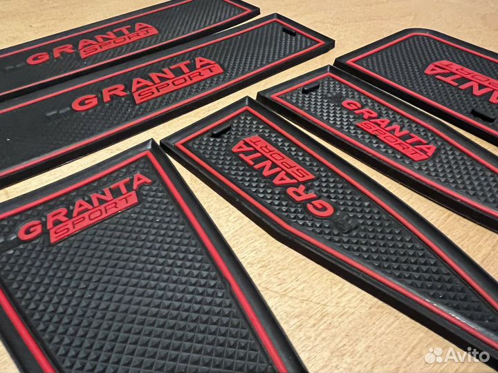 Силиконовые коврики панели приборов LADA Granta