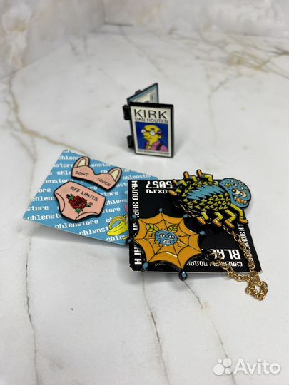 Значки пины металлические броши