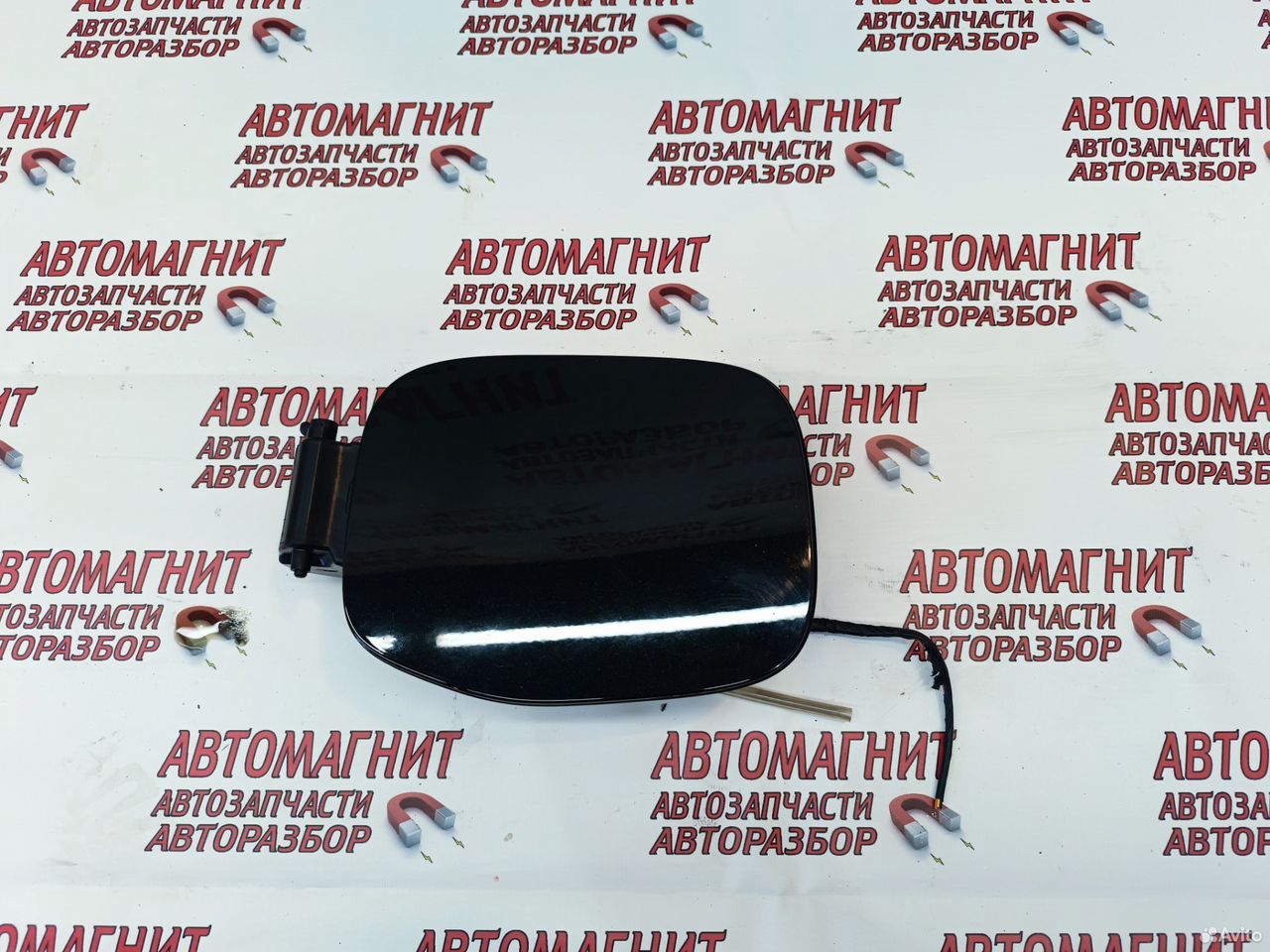 Лючок зарядки Zeekr 001