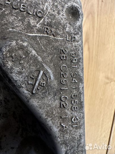 Кулак поворотный правый Porsche 911 991