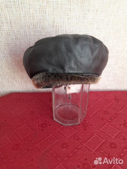 Берет женский кожа натуральная 56 р