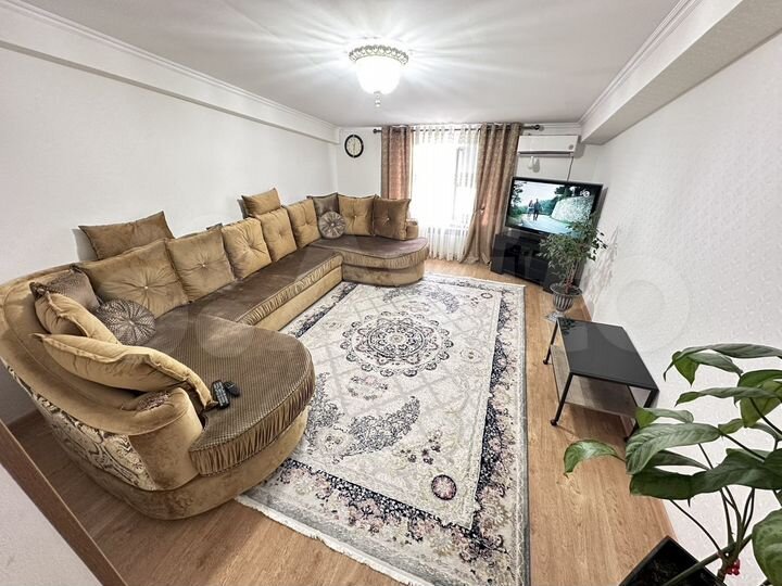 3-к. квартира, 91 м², 5/5 эт.