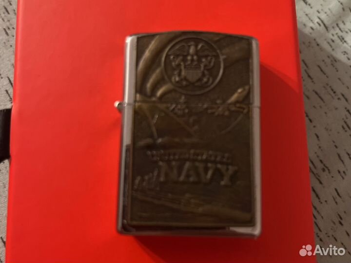 Зажигалка бензиновая