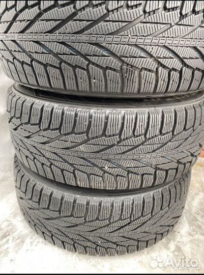 Nokian Tyres Hakkapeliitta R2 SUV 235/65 R17