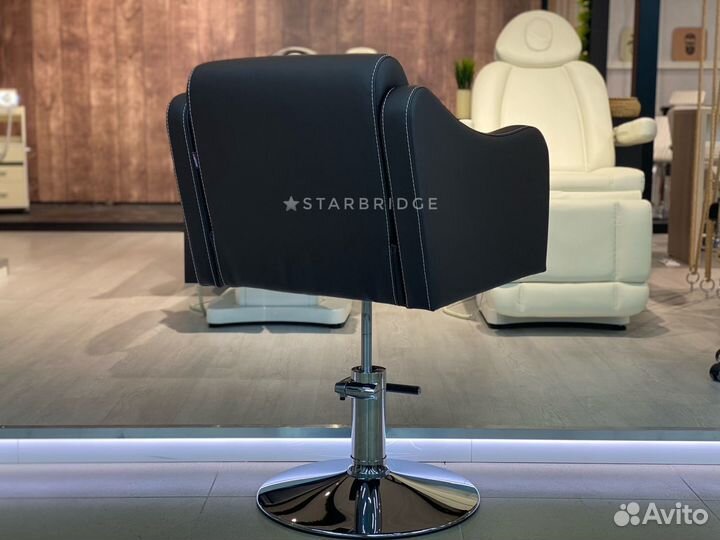 Парикмахерское кресло