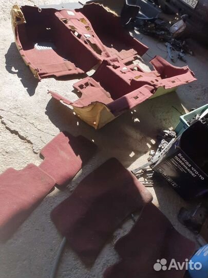 Обшивка багажника на бмв 6 е63