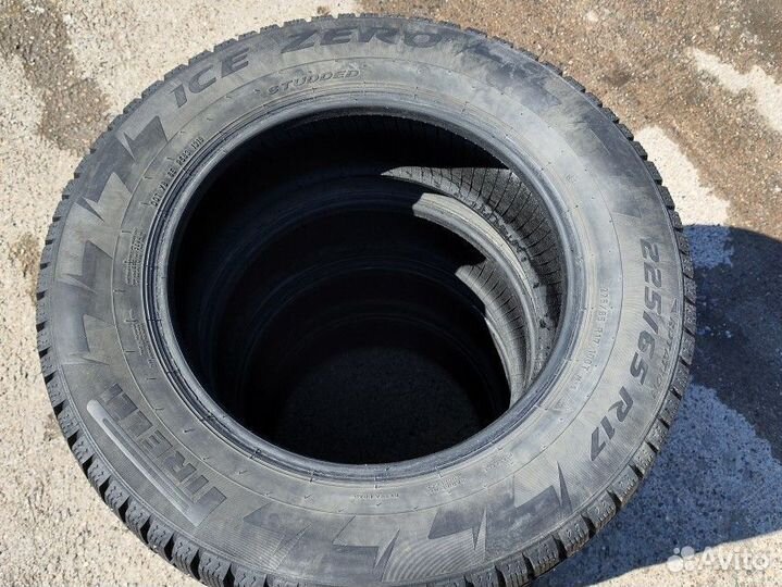 Pirelli Ice Zero 225/65 R17