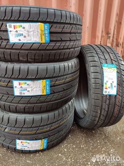 Bearway BW118 295/30 R21 и 255/35 R21 102W