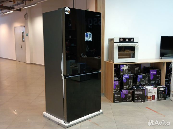 Холодильник Schaub Lorenz SLU X495GY4EI