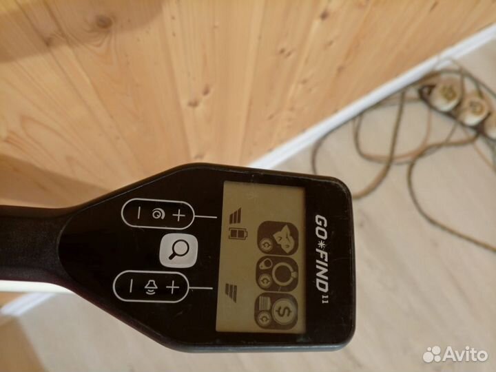 Металлоискатель бу minelab GO find 11