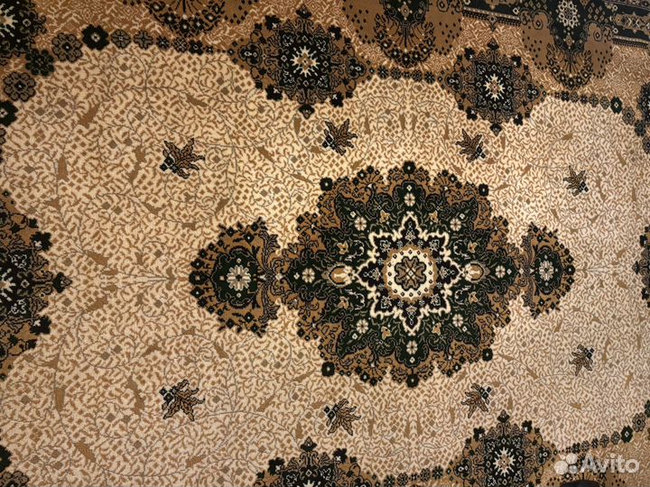 Ковер шерстяной