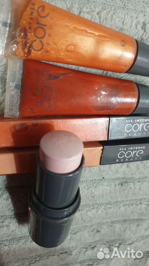 Блеск для губ all intense