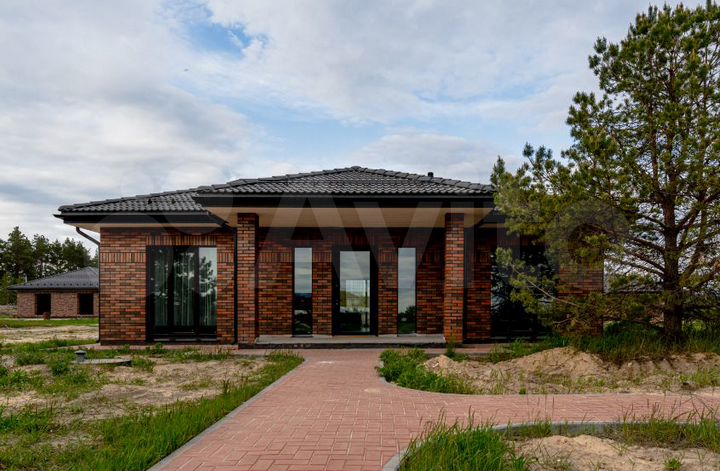 Дом 140 м² на участке 7 сот.