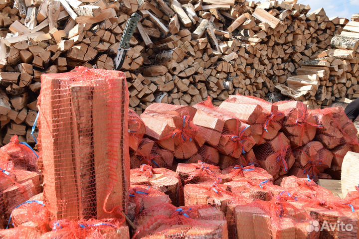 Дрова в сетках сухие