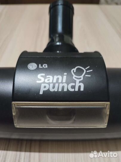 LG Sani Punch Пылесосная насадка щётка-выбивалка