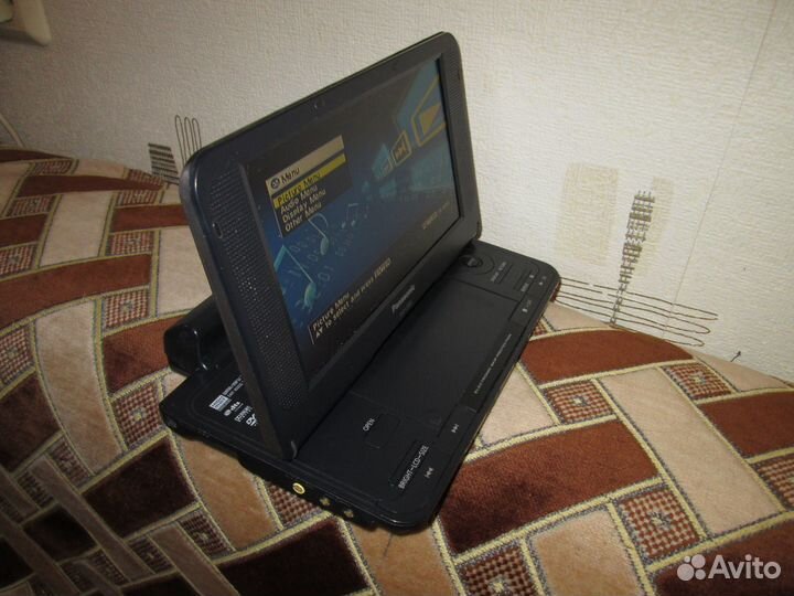 DVD-плеер Panasonic DVD-LS835