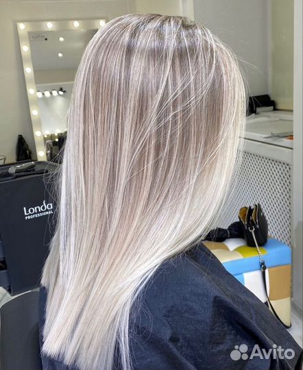 Парикмахер стилист колорист