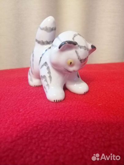 Фарфоровые статуэтки