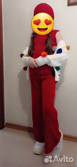 Кастюм на девочку 140