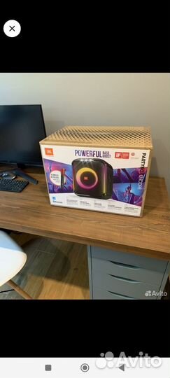 Jbl Encore. Новый, с микрофоном