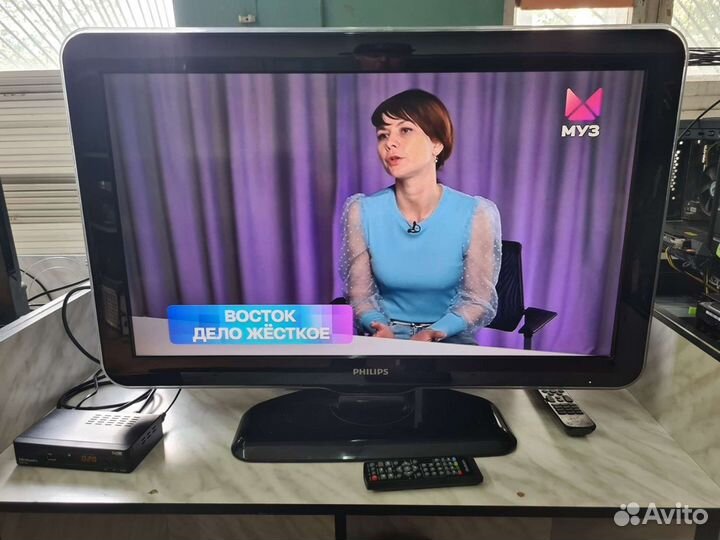 Телевизор Philips 32 дюйма + приставка 20 каналов