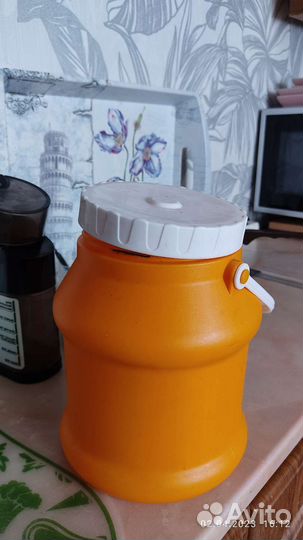 Бидон пластиковый