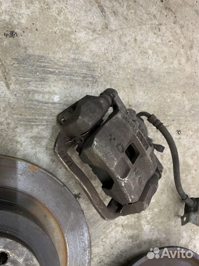 Задние тормоза Subaru Legacy Bl BP