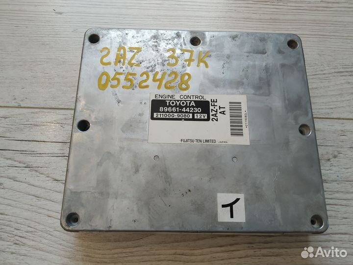 Блок управления двс эбу Toyota Ipsum 89661-44230